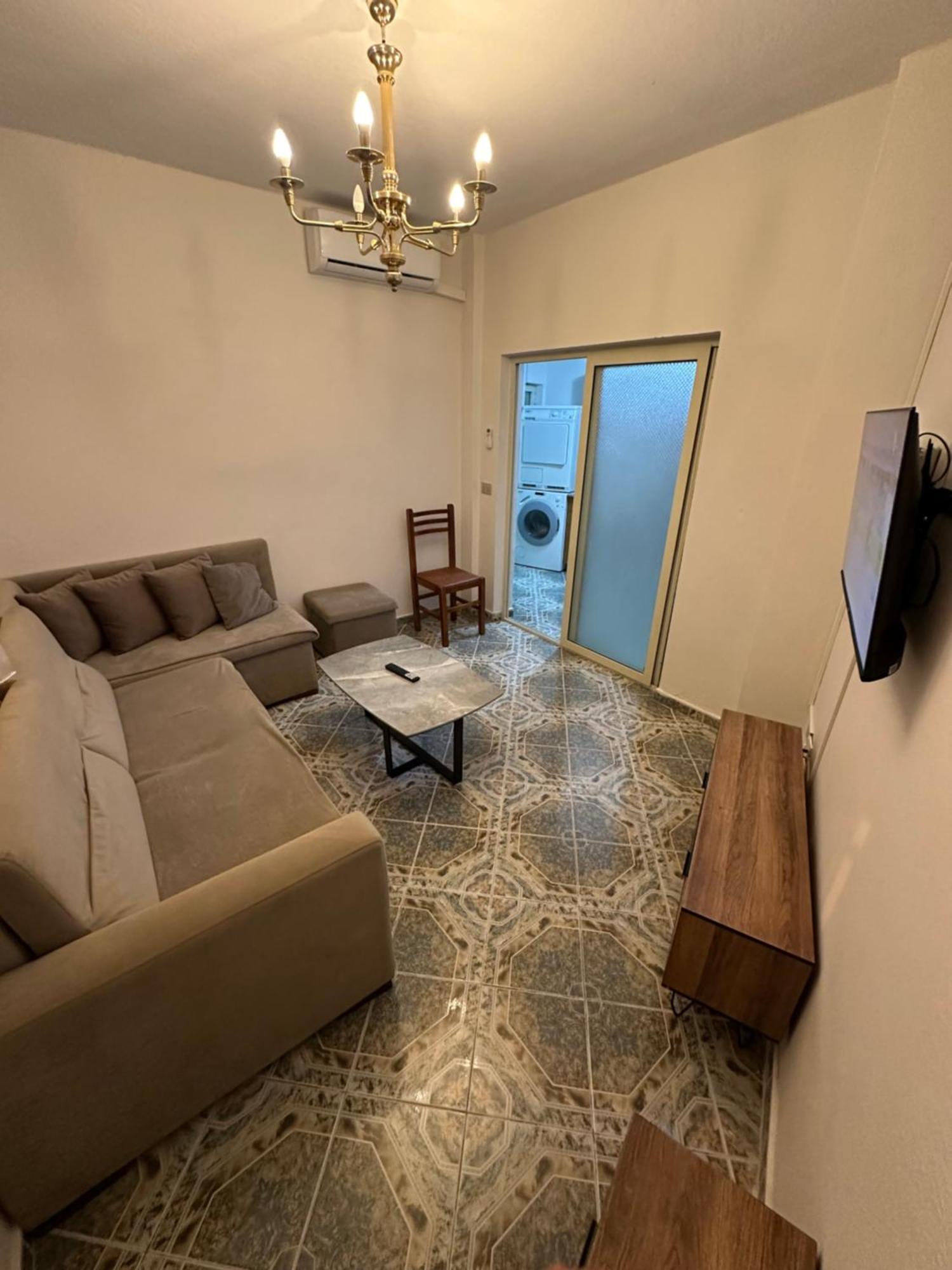 Tirana Lemon Breeze Hostel Buitenkant foto